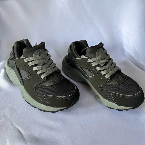 Huarache Run GS "Sequoia"- Hunter Green - Picture 1 of 9